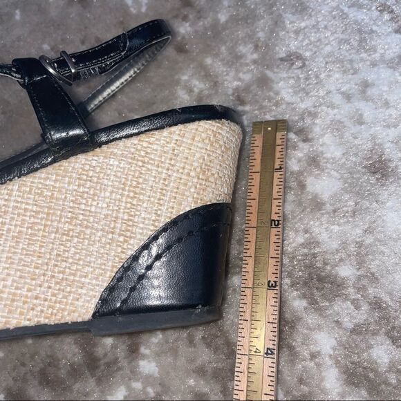 Charles by Charles David Womens Argent Sandals Casual SZ 7B black & tan wedge - Picture 8 of 10